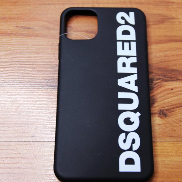 BNWT AW20 DSQUARED2 IPHONE XI PRO CASE - Picture 2 of 3